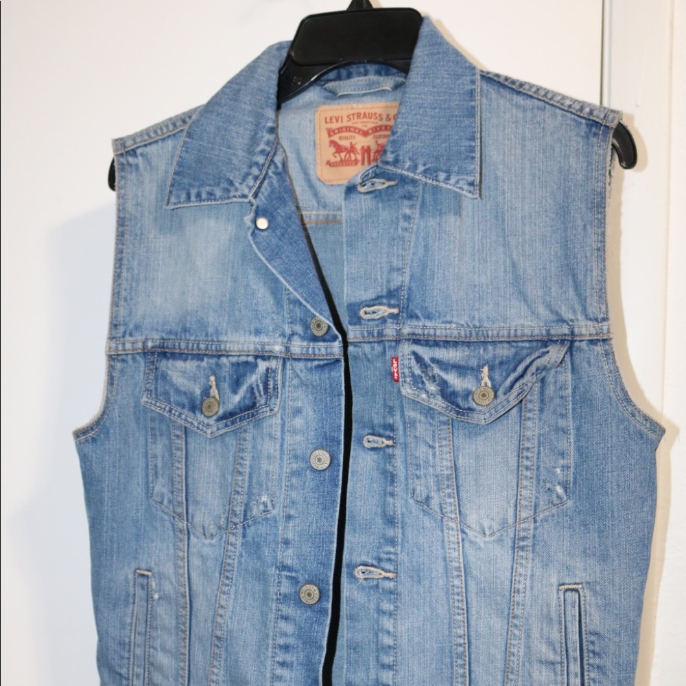 Levi’s Denim vest sz Small